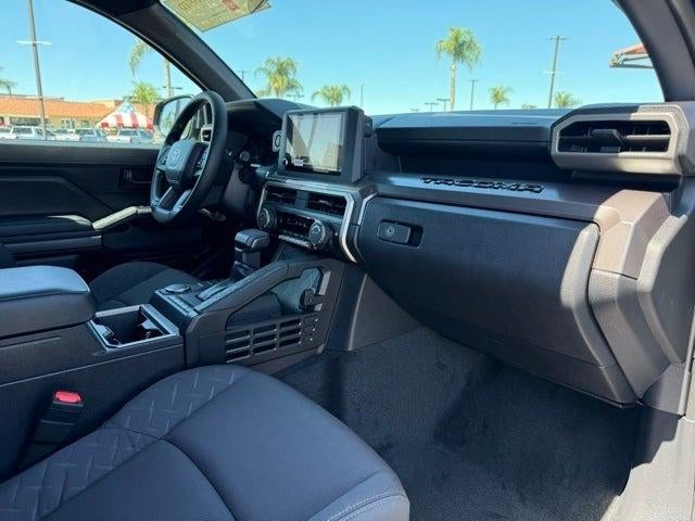 2025 Toyota TACOMA SR5 SR5