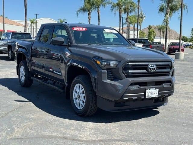 2025 Toyota TACOMA SR5 SR5