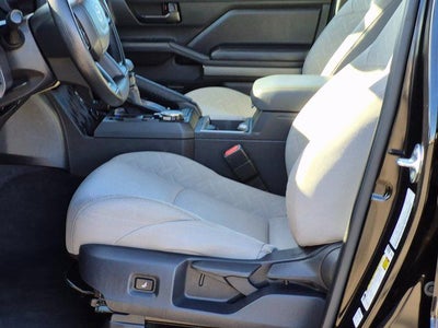 2025 Toyota TACOMA SR5 SR5