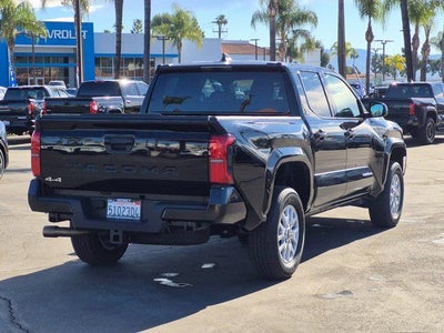 2025 Toyota TACOMA SR5 SR5