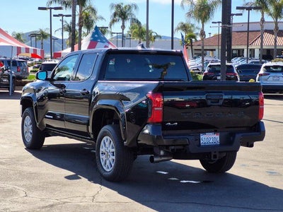 2025 Toyota TACOMA SR5 SR5