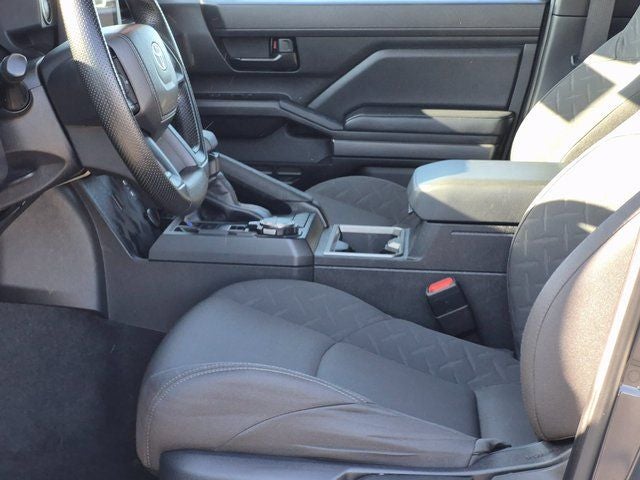 2025 Toyota TACOMA SR5 SR5