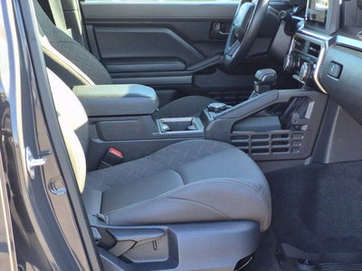 2025 Toyota TACOMA SR5 SR5