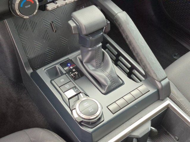 2025 Toyota TACOMA SR5 SR5