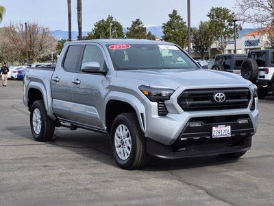 2025 Toyota TACOMA SR5 SR5