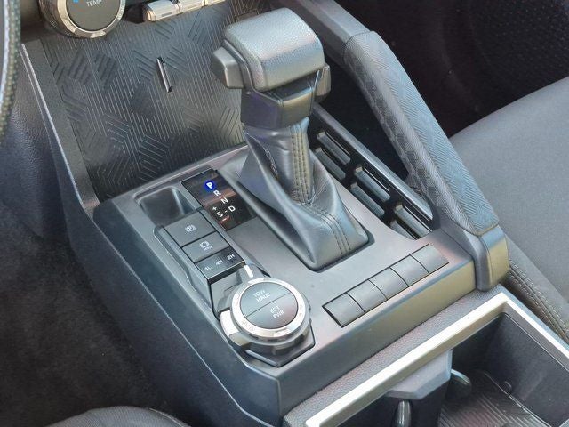 2025 Toyota TACOMA SR5 SR5