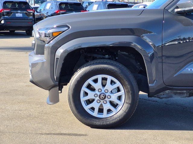 2025 Toyota TACOMA SR5 SR5