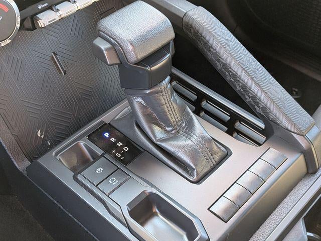 2025 Toyota TACOMA SR SR