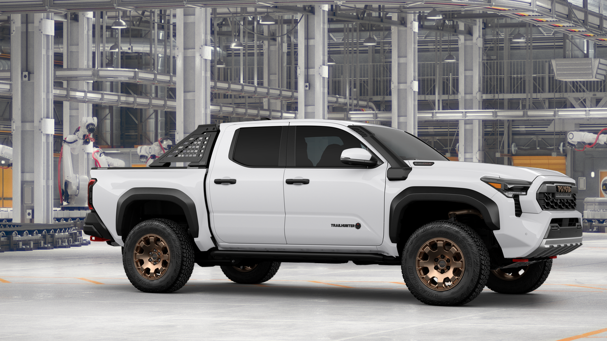 2026 Toyota Tacoma i-FORCE MAX Trailhunter