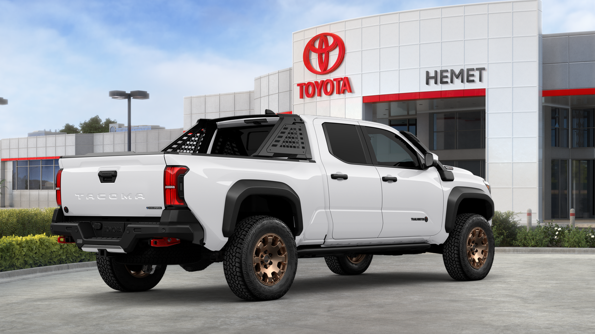 2026 Toyota Tacoma i-FORCE MAX Trailhunter