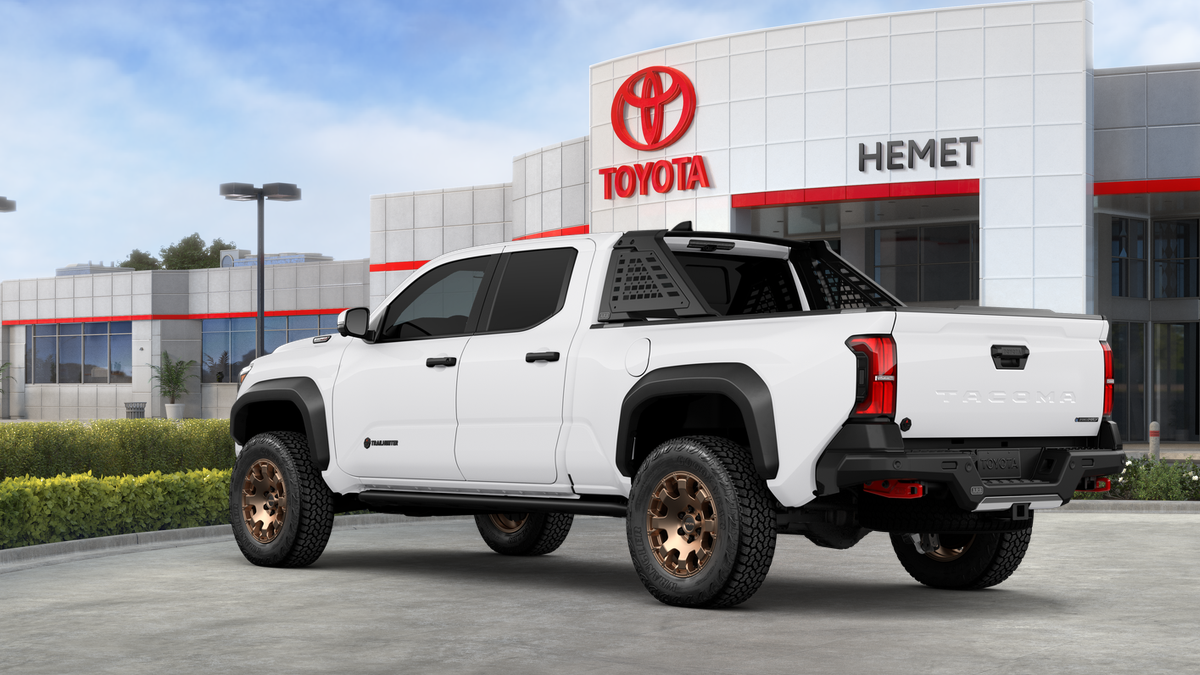 2026 Toyota Tacoma i-FORCE MAX Trailhunter