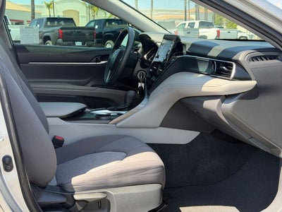 2022 Toyota Camry LE