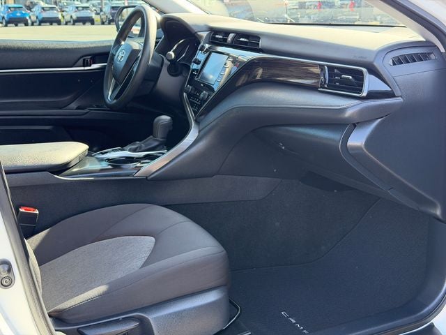 2020 Toyota Camry Hybrid LE