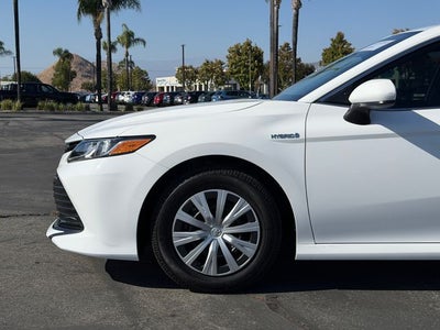 2020 Toyota Camry Hybrid LE