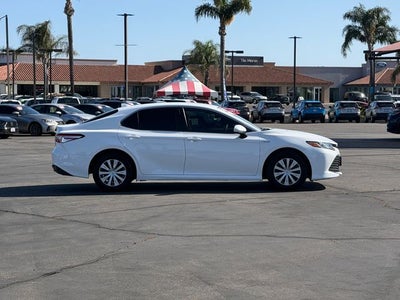 2020 Toyota Camry Hybrid LE