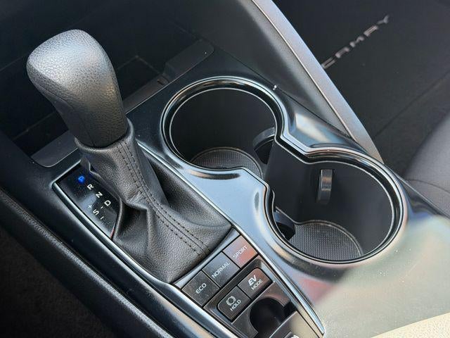 2020 Toyota Camry Hybrid LE