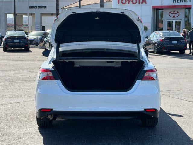 2020 Toyota Camry Hybrid LE