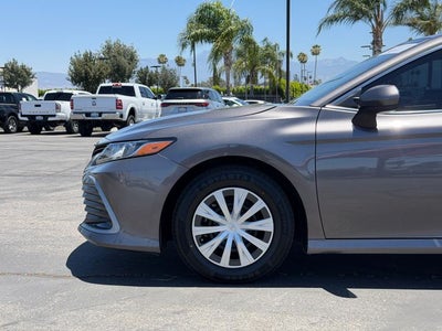 2024 Toyota Camry Hybrid LE