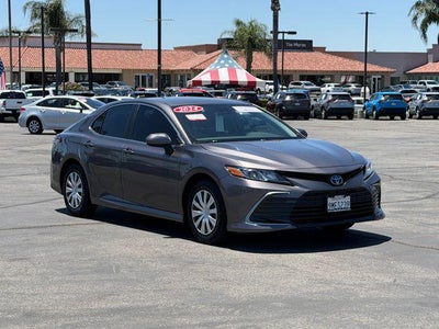 2024 Toyota Camry Hybrid LE