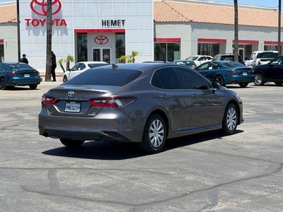 2024 Toyota Camry Hybrid LE