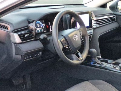 2025 Toyota CAMRY LE