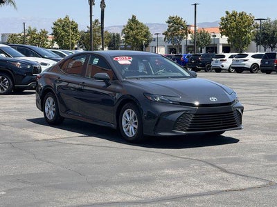 2025 Toyota CAMRY LE