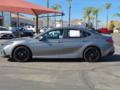 2025 Toyota CAMRY SE