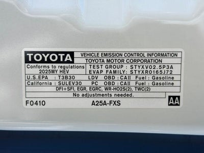 2025 Toyota Camry SE