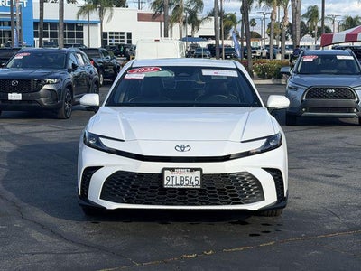 2025 Toyota CAMRY SE