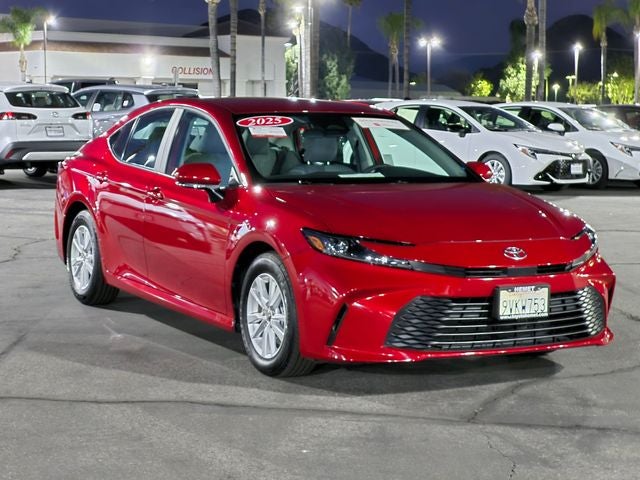2025 Toyota CAMRY LE