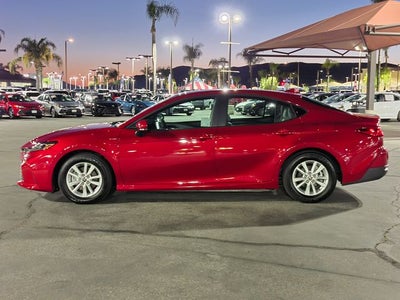 2025 Toyota CAMRY LE