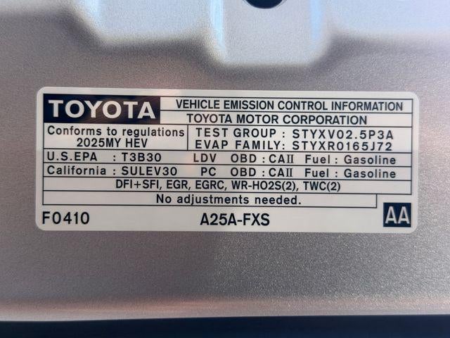 2025 Toyota Camry LE