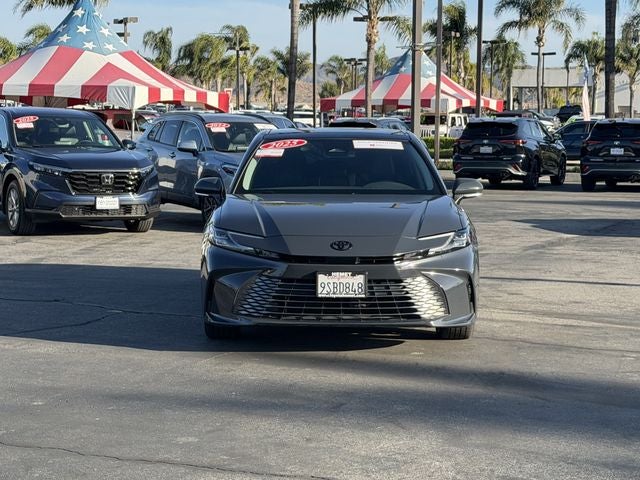 2025 Toyota CAMRY XLE
