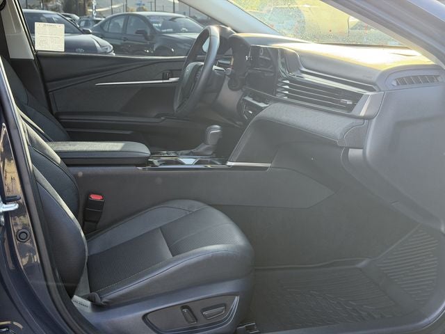 2025 Toyota CAMRY XLE