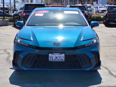 2025 Toyota Camry SE