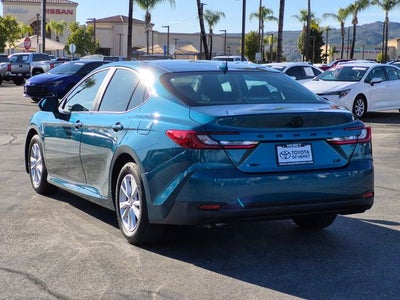 2025 Toyota CAMRY LE