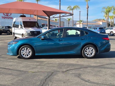 2025 Toyota CAMRY LE