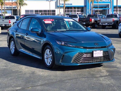 2025 Toyota CAMRY LE