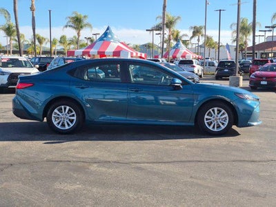 2025 Toyota CAMRY LE