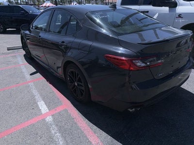 2025 Toyota CAMRY SE