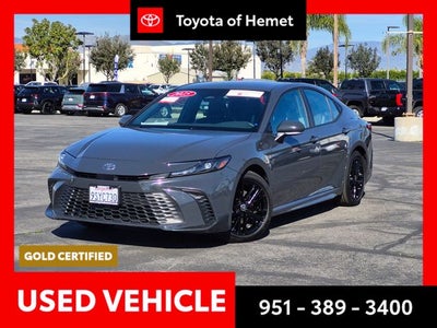 2025 Toyota CAMRY SE