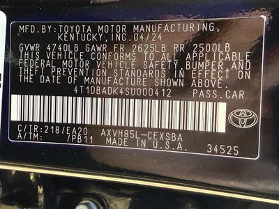 2025 Toyota Camry SE