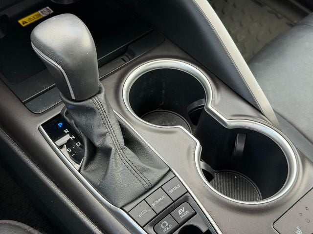 2024 Toyota Camry Hybrid XLE