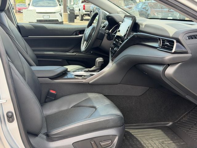 2024 Toyota Camry Hybrid XLE
