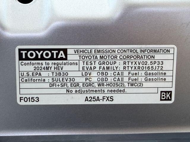 2024 Toyota Camry Hybrid XLE