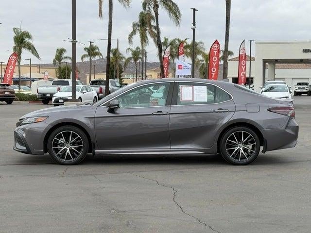 2023 Toyota CAMRY SE