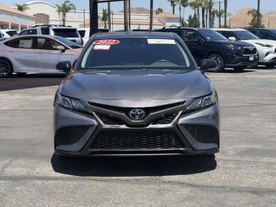 2022 Toyota Camry SE
