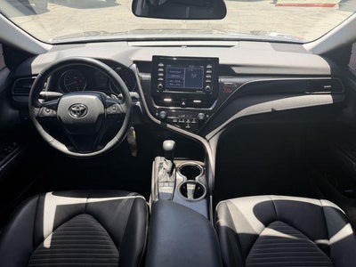 2022 Toyota CAMRY SE