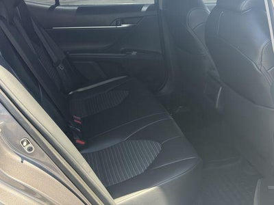 2022 Toyota CAMRY SE