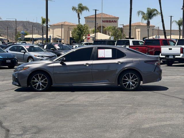 2022 Toyota CAMRY SE